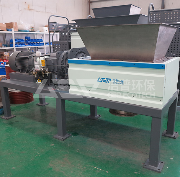 廢舊油漆桶破碎機